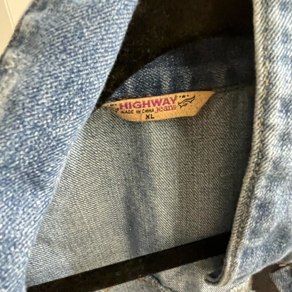 Jean jacket - Picture 3 of 3